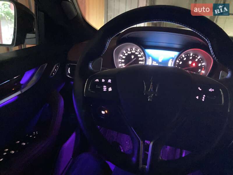 Внедорожник / Кроссовер Maserati Levante 2019 в Одессе