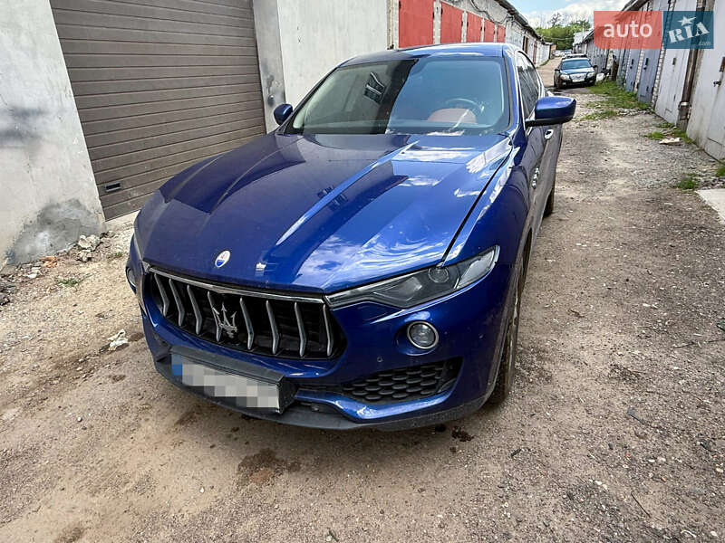 Maserati Levante 2016