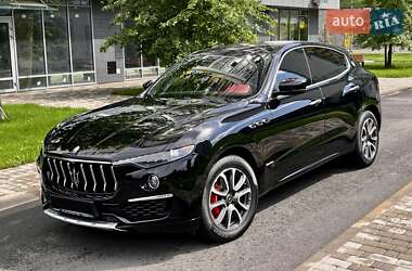 Позашляховик / Кросовер Maserati Levante 2021 в Києві