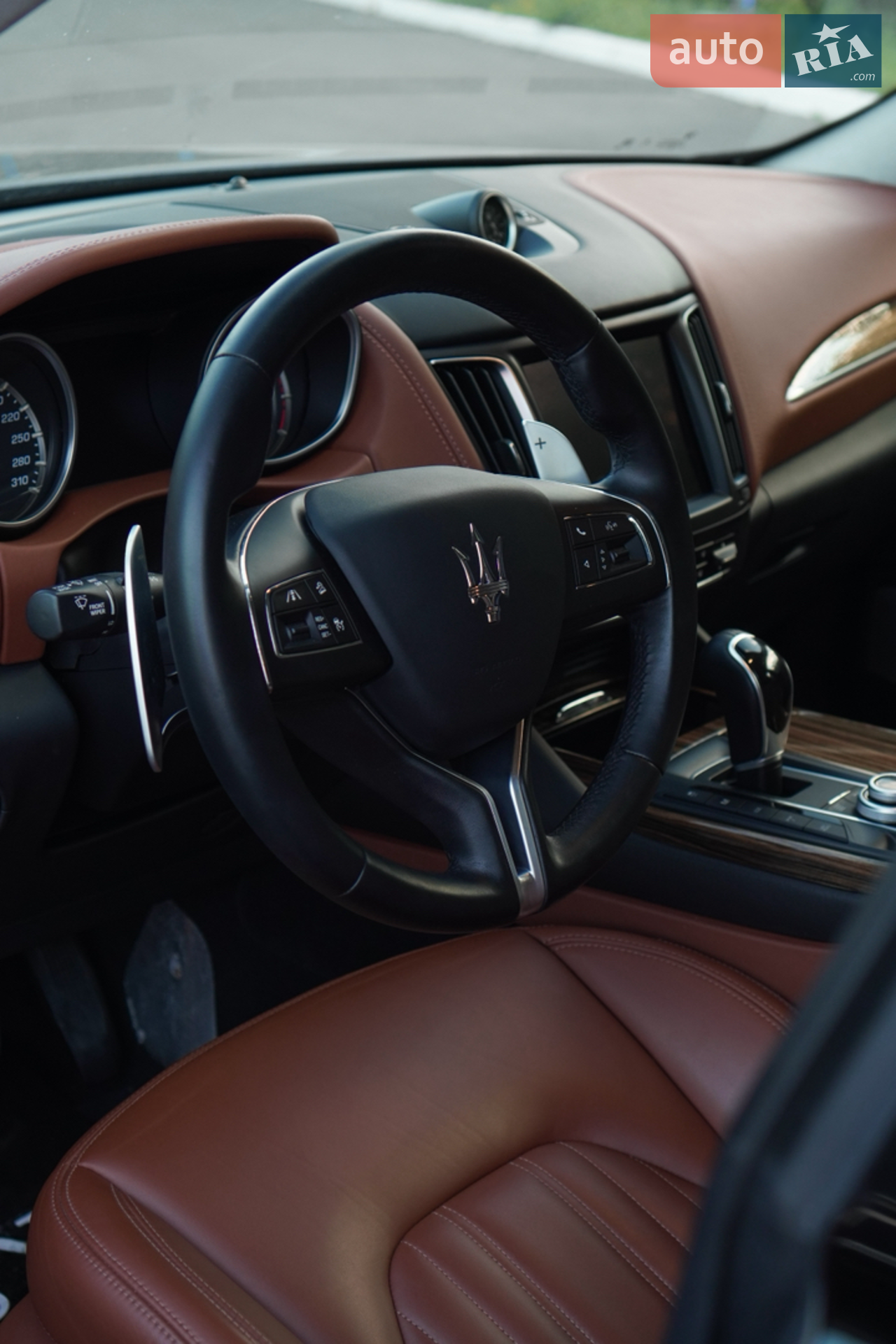 2016 Maserati Levante - мініатюра 15