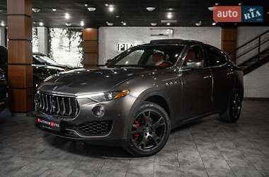 Внедорожник / Кроссовер Maserati Levante 2017 в Одессе