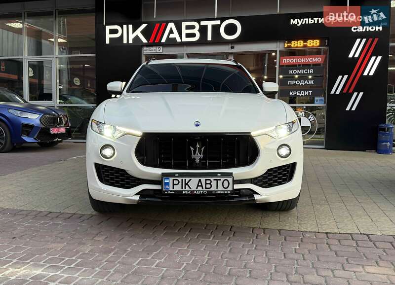 Внедорожник / Кроссовер Maserati Levante 2018 в Львове