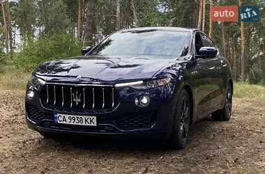 Внедорожник / Кроссовер Maserati Levante 2017 в Киеве