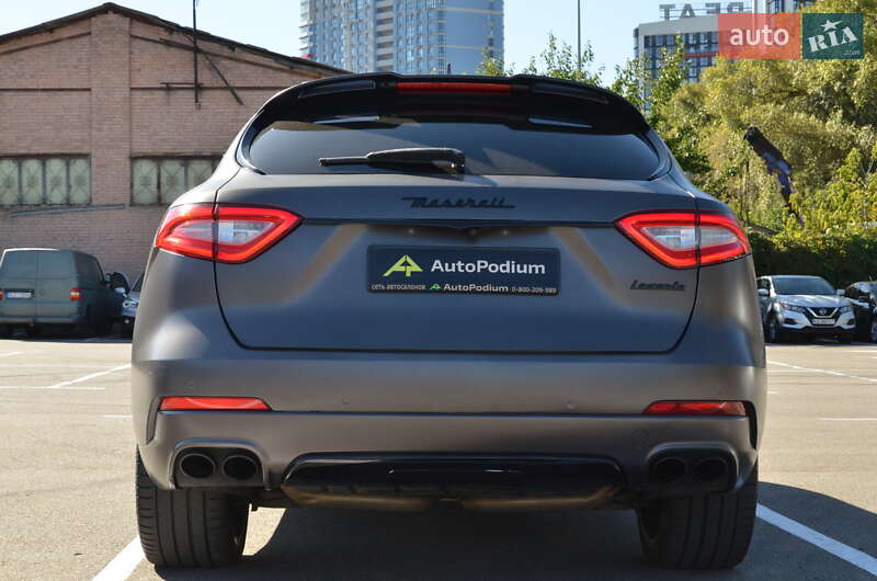 Позашляховик / Кросовер Maserati Levante 2017 в Києві