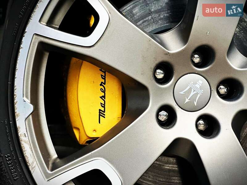 Позашляховик / Кросовер Maserati Levante 2018 в Києві фото 10 Позашляховик / Кросовер Maserati Levante 2018 в Києві