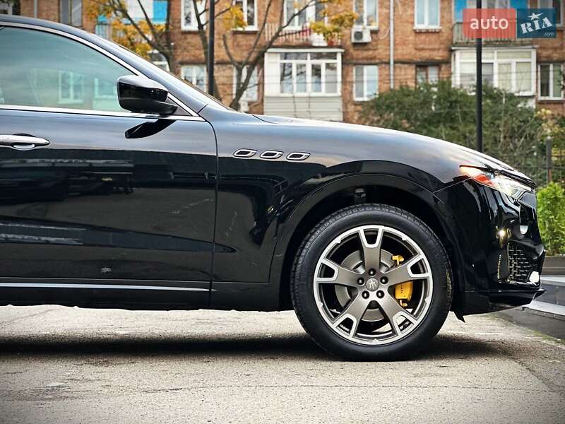 Позашляховик / Кросовер Maserati Levante 2018 в Києві фото 16 Позашляховик / Кросовер Maserati Levante 2018 в Києві