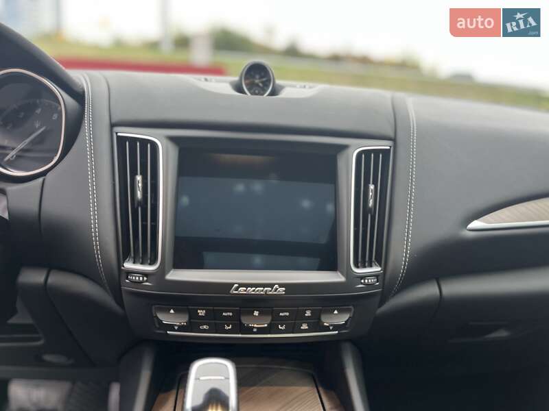 Позашляховик / Кросовер Maserati Levante 2019 в Києві фото 11 Позашляховик / Кросовер Maserati Levante 2019 в Києві