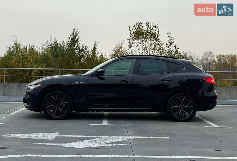 Внедорожник / Кроссовер Maserati Levante 2018 в Киеве фото 10 Внедорожник / Кроссовер Maserati Levante 2018 в Киеве