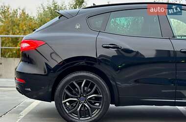Внедорожник / Кроссовер Maserati Levante 2018 в  фото 18 Внедорожник / Кроссовер Maserati Levante 2018 в