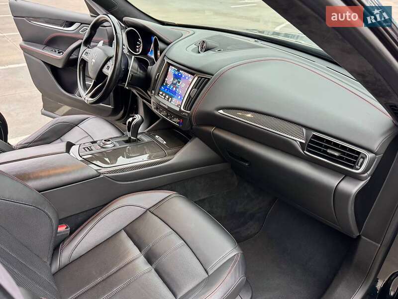 Внедорожник / Кроссовер Maserati Levante 2018 в Киеве фото 33 Внедорожник / Кроссовер Maserati Levante 2018 в Киеве