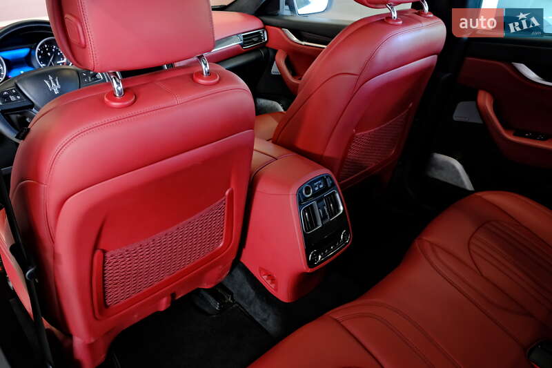 Позашляховик / Кросовер Maserati Levante 2019 в Одесі фото 44 Позашляховик / Кросовер Maserati Levante 2019 в Одесі