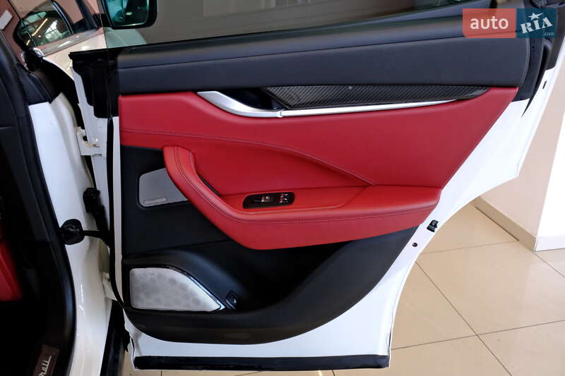 Позашляховик / Кросовер Maserati Levante 2019 в Одесі фото 49 Позашляховик / Кросовер Maserati Levante 2019 в Одесі