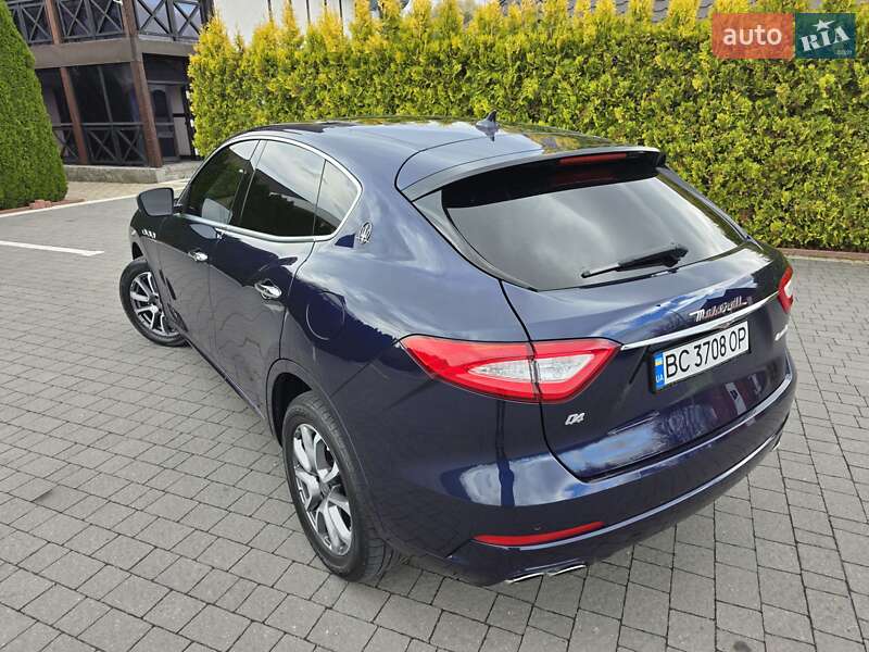Позашляховик / Кросовер Maserati Levante 2018 в Львові