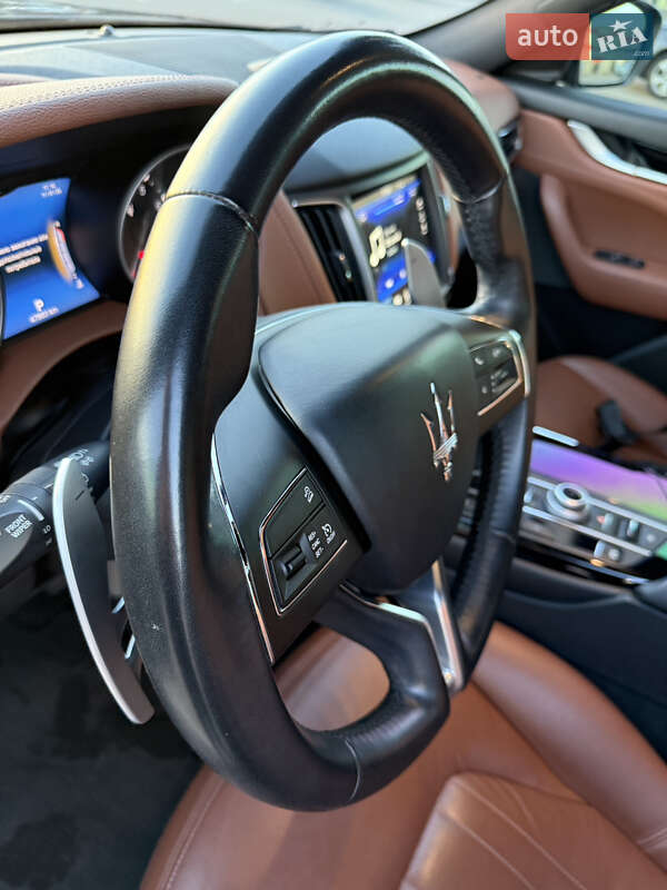 Внедорожник / Кроссовер Maserati Levante 2018 в Киеве