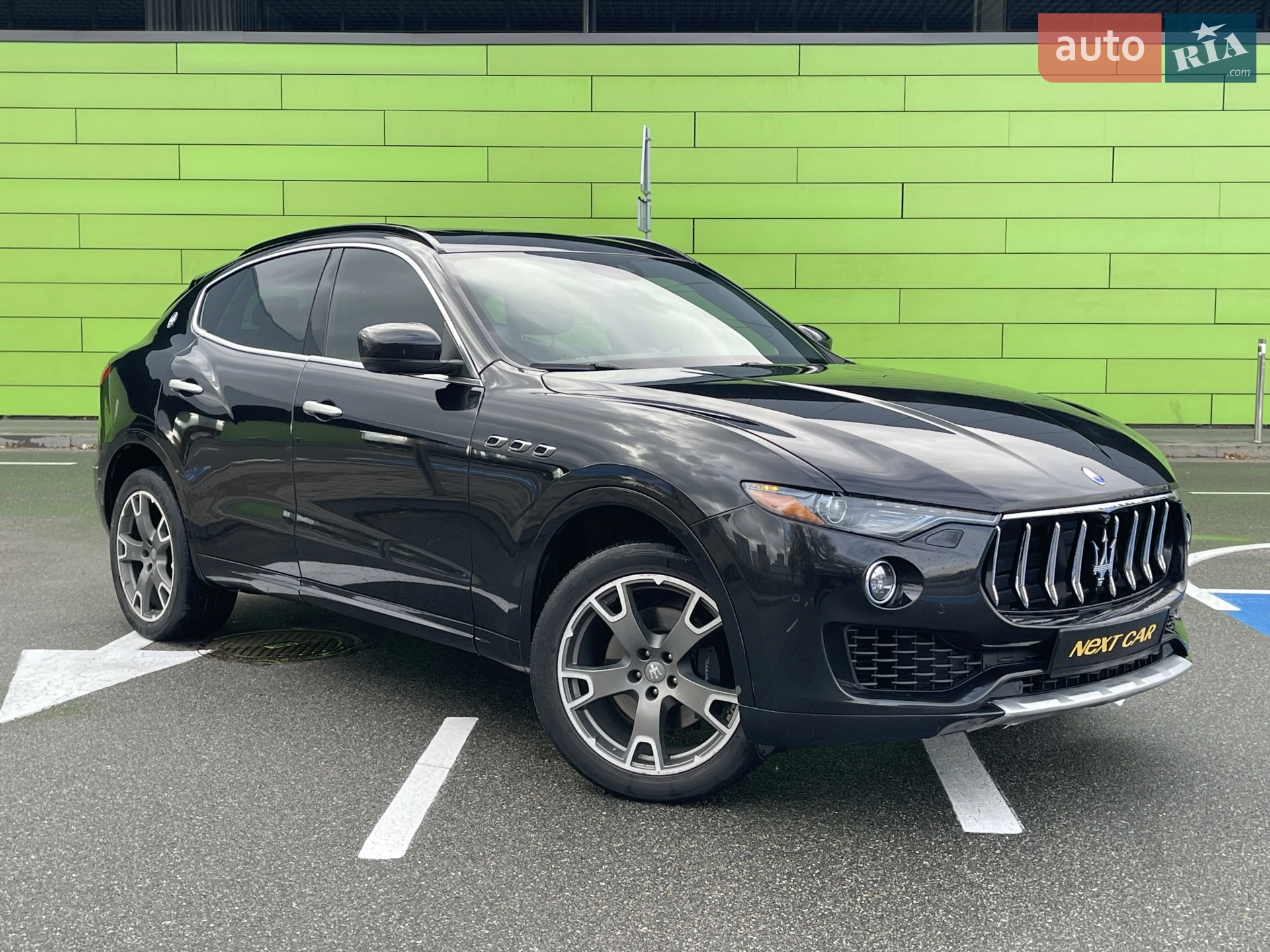 2017 Maserati Levante - мініатюра 2