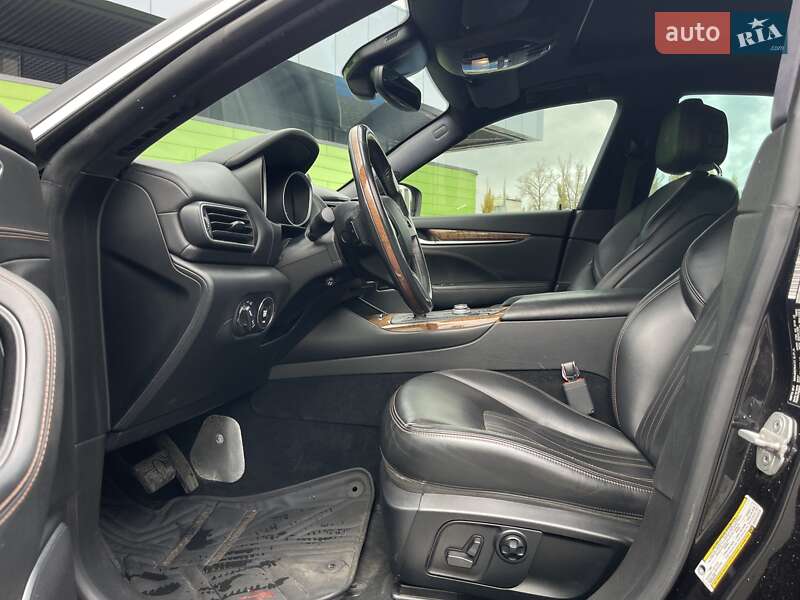 Внедорожник / Кроссовер Maserati Levante 2017 в Киеве фото 9 Внедорожник / Кроссовер Maserati Levante 2017 в Киеве