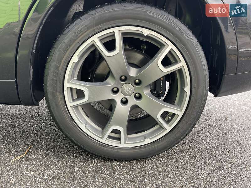 Внедорожник / Кроссовер Maserati Levante 2017 в Киеве фото 20 Внедорожник / Кроссовер Maserati Levante 2017 в Киеве