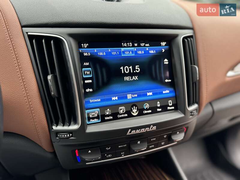 Позашляховик / Кросовер Maserati Levante 2017 в Києві