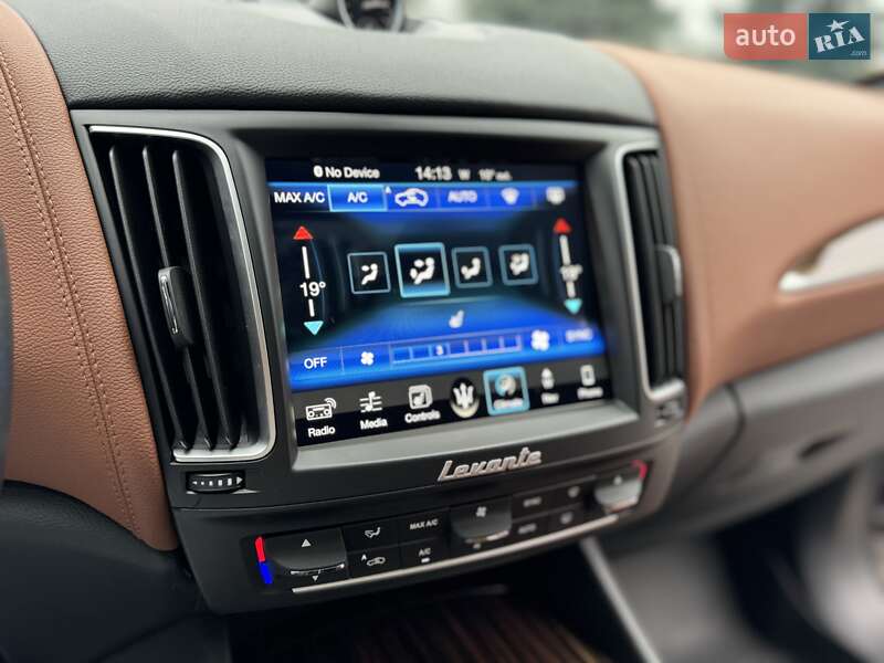 Позашляховик / Кросовер Maserati Levante 2017 в Києві