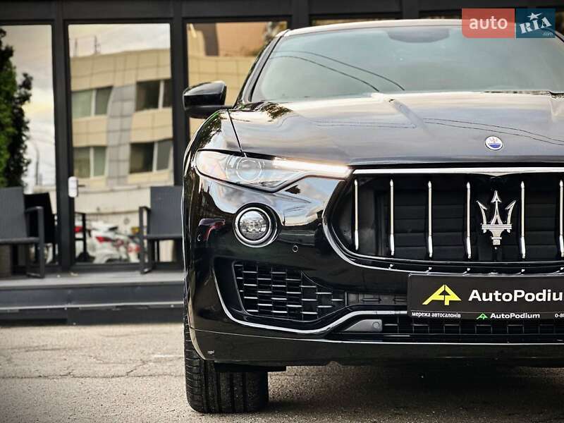 Внедорожник / Кроссовер Maserati Levante 2018 в Киеве фото 5 Внедорожник / Кроссовер Maserati Levante 2018 в Киеве