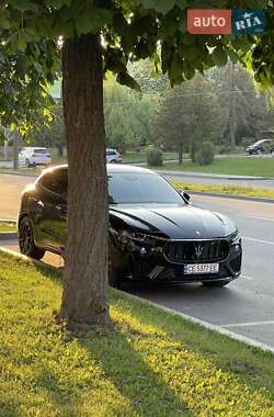 Позашляховик / Кросовер Maserati Levante 2019 в Чернівцях