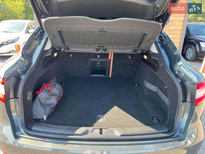 Внедорожник / Кроссовер Maserati Levante 2019 в Житомире