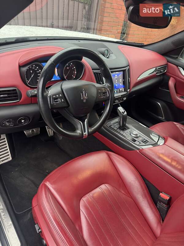 Позашляховик / Кросовер Maserati Levante 2019 в Харкові