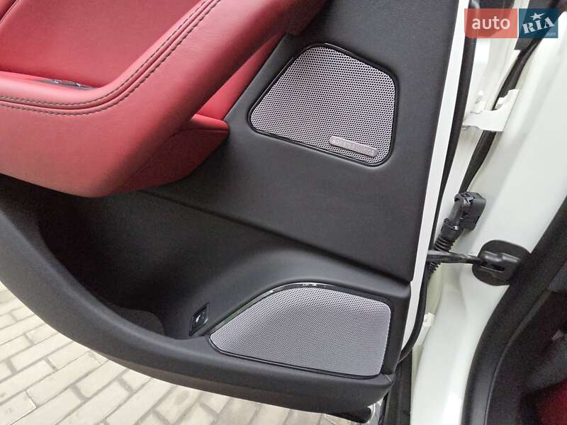 Позашляховик / Кросовер Maserati Levante 2018 в Києві