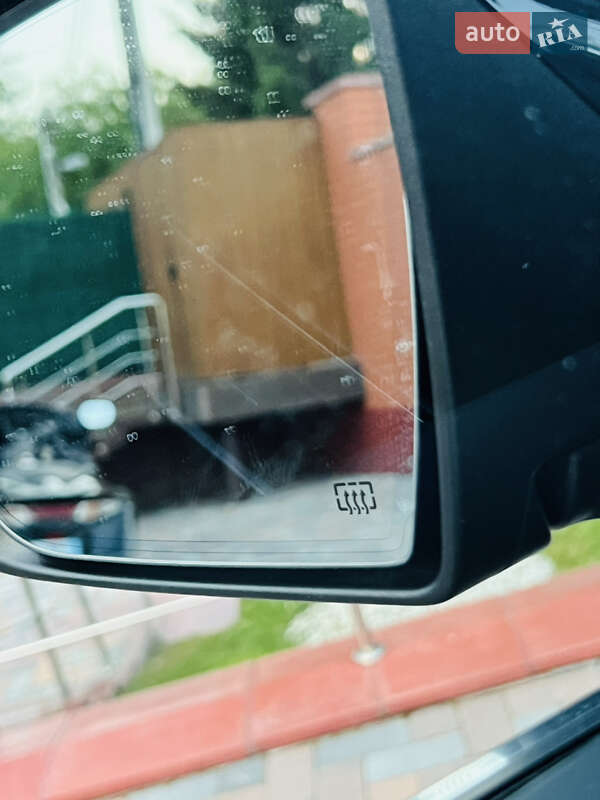 Внедорожник / Кроссовер Maserati Levante 2017 в Ровно фото 23 Внедорожник / Кроссовер Maserati Levante 2017 в Ровно