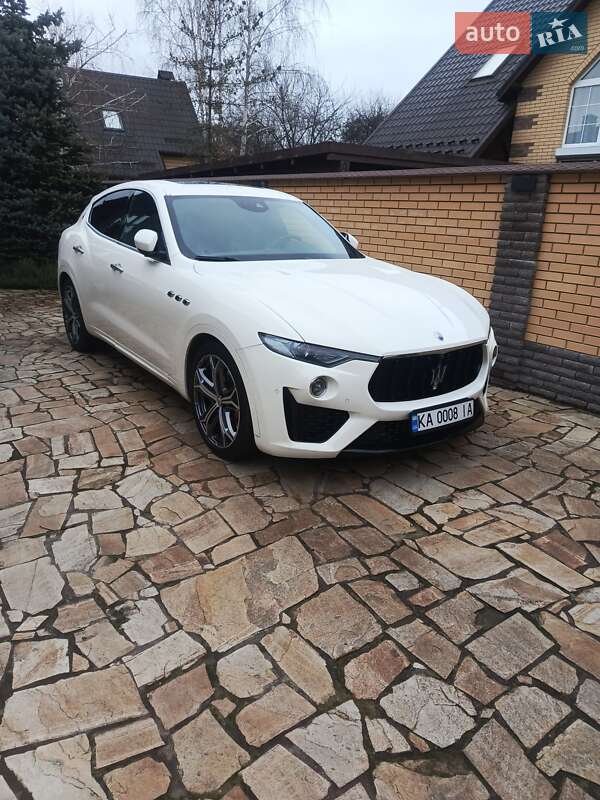 Maserati Levante 2021 Maserati Levante 2021