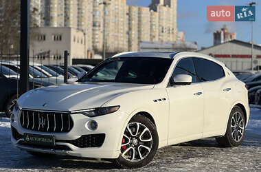 Позашляховик / Кросовер Maserati Levante 2017 в Києві