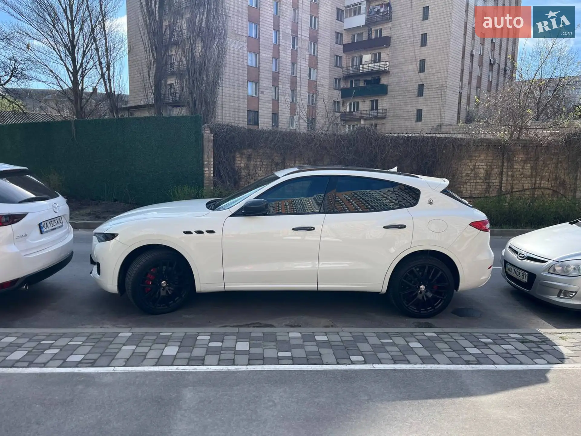 2016 Maserati Levante - мініатюра 6