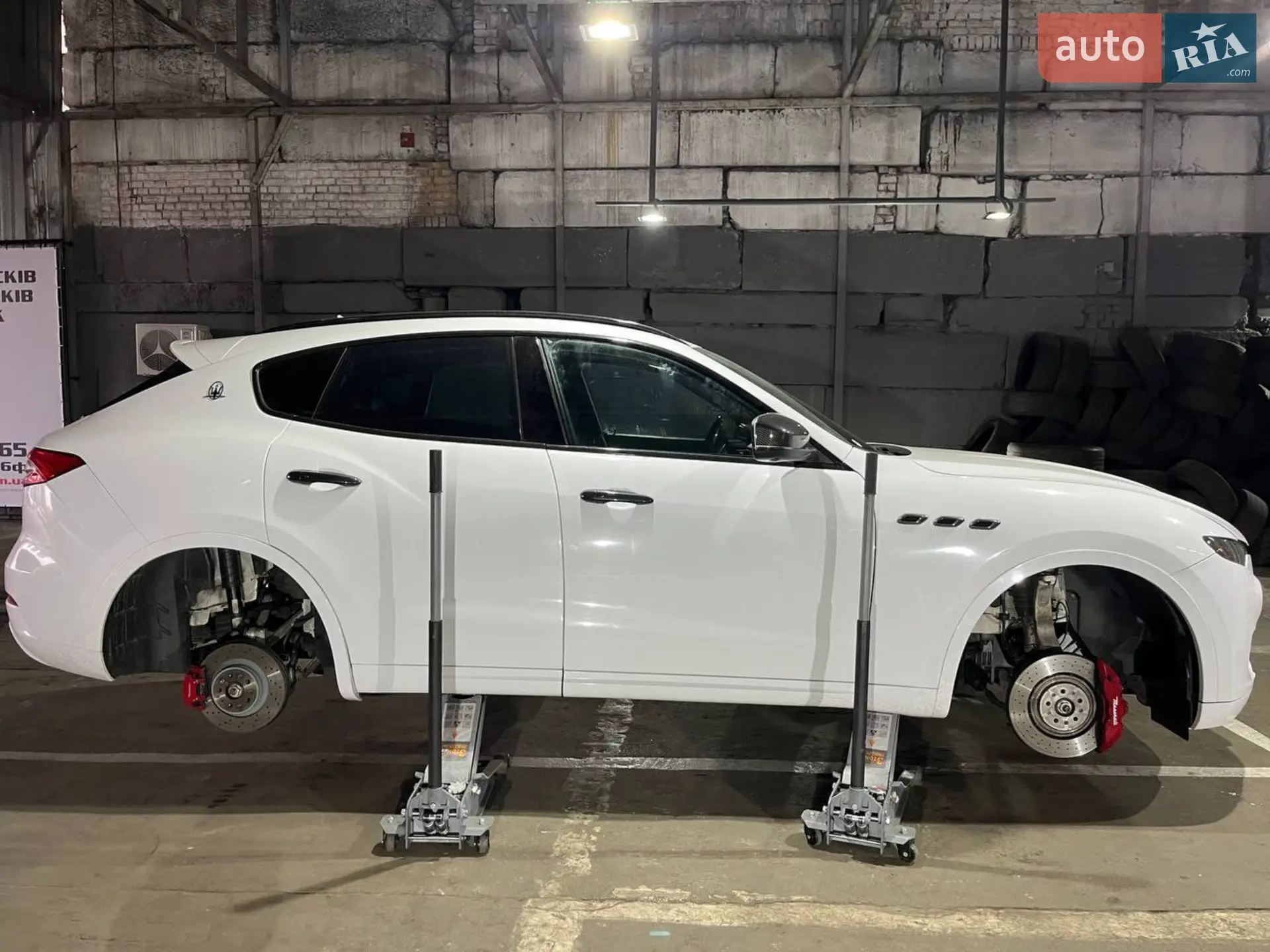 2016 Maserati Levante - мініатюра 7