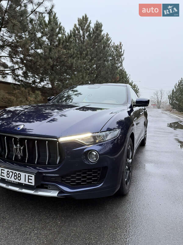Внедорожник / Кроссовер Maserati Levante 2018 в Днепре фото 6 Внедорожник / Кроссовер Maserati Levante 2018 в Днепре