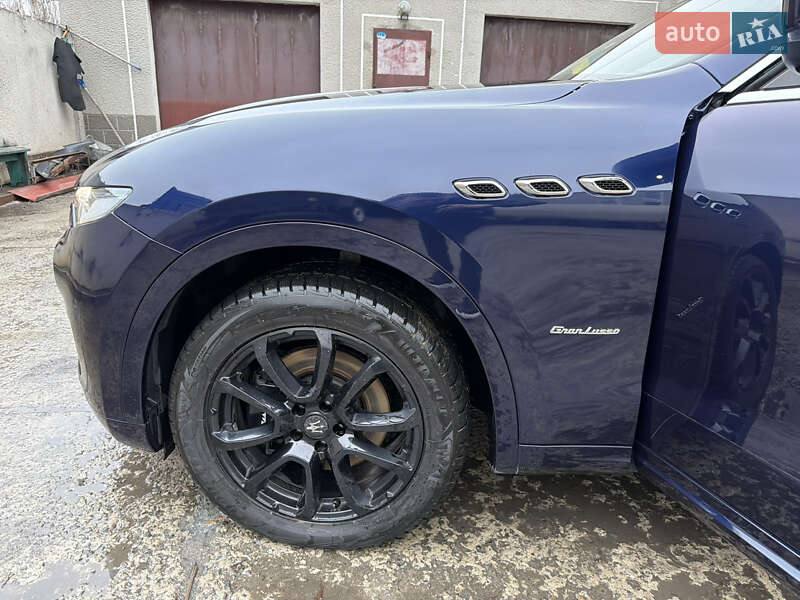 Внедорожник / Кроссовер Maserati Levante 2018 в Днепре фото 59 Внедорожник / Кроссовер Maserati Levante 2018 в Днепре