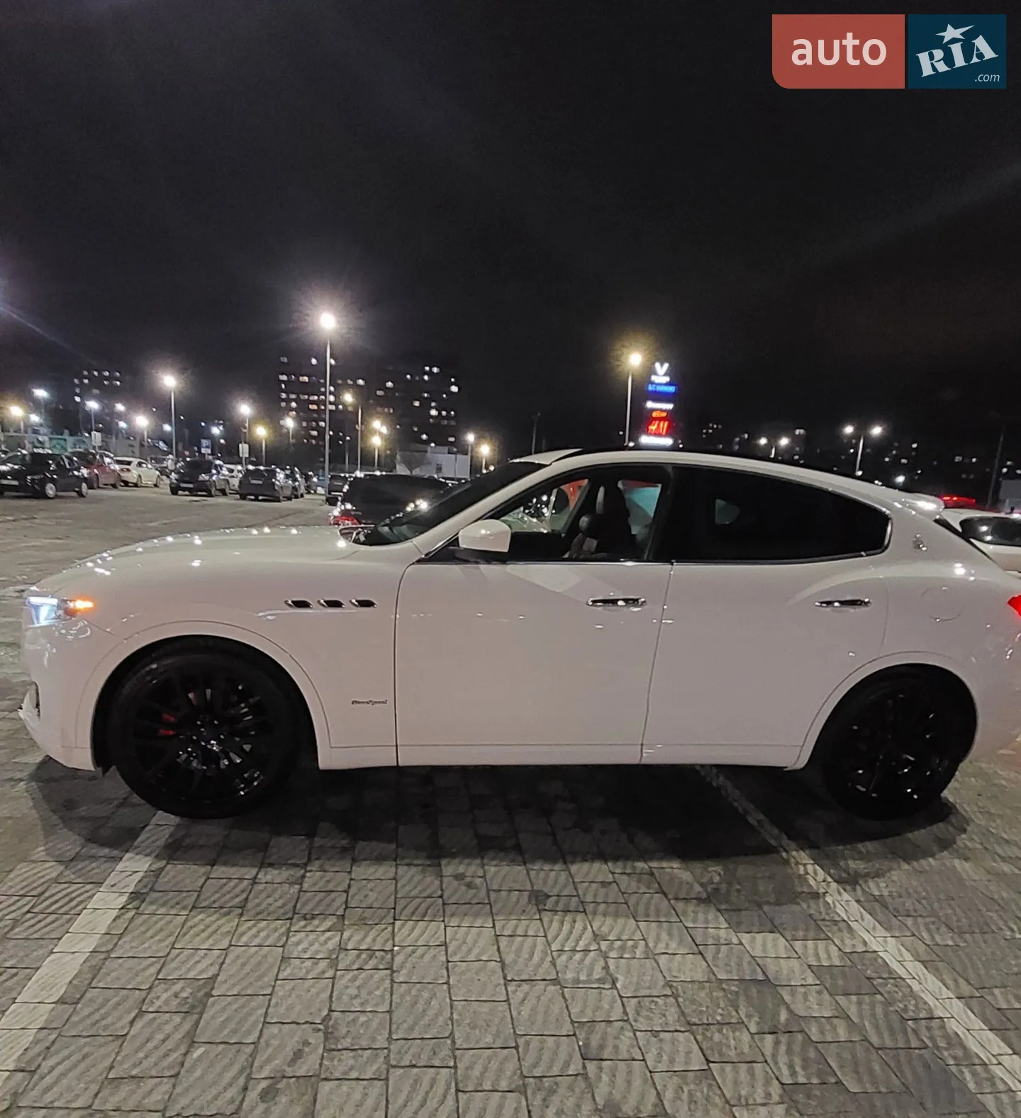 2018 Maserati Levante - мініатюра 8