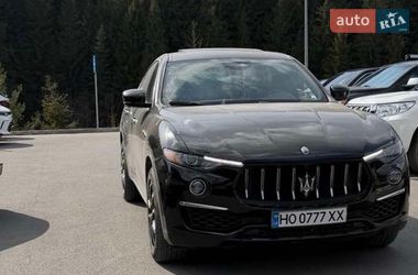 Внедорожник / Кроссовер Maserati Levante 2018 в Тернополе