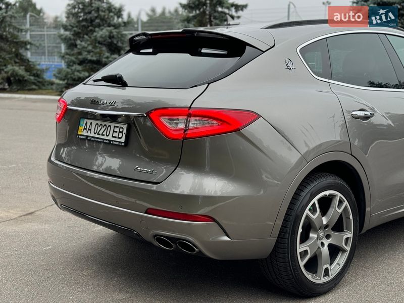 Позашляховик / Кросовер Maserati Levante 2017 в Києві