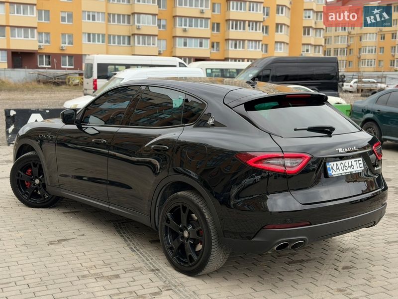 Внедорожник / Кроссовер Maserati Levante 2016 в Киеве фото 5 Внедорожник / Кроссовер Maserati Levante 2016 в Киеве