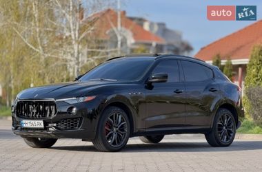 Внедорожник / Кроссовер Maserati Levante 2018 в Одессе