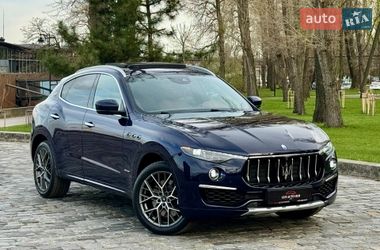 Позашляховик / Кросовер Maserati Levante 2019 в Києві