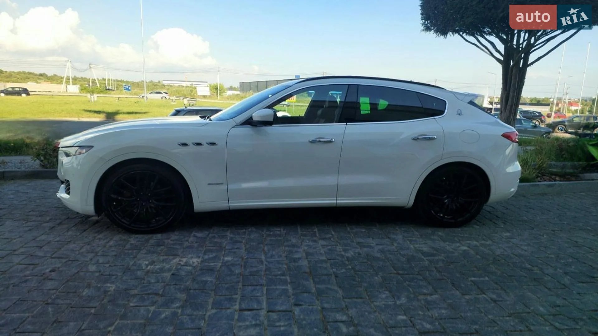 2018 Maserati Levante - мініатюра 8
