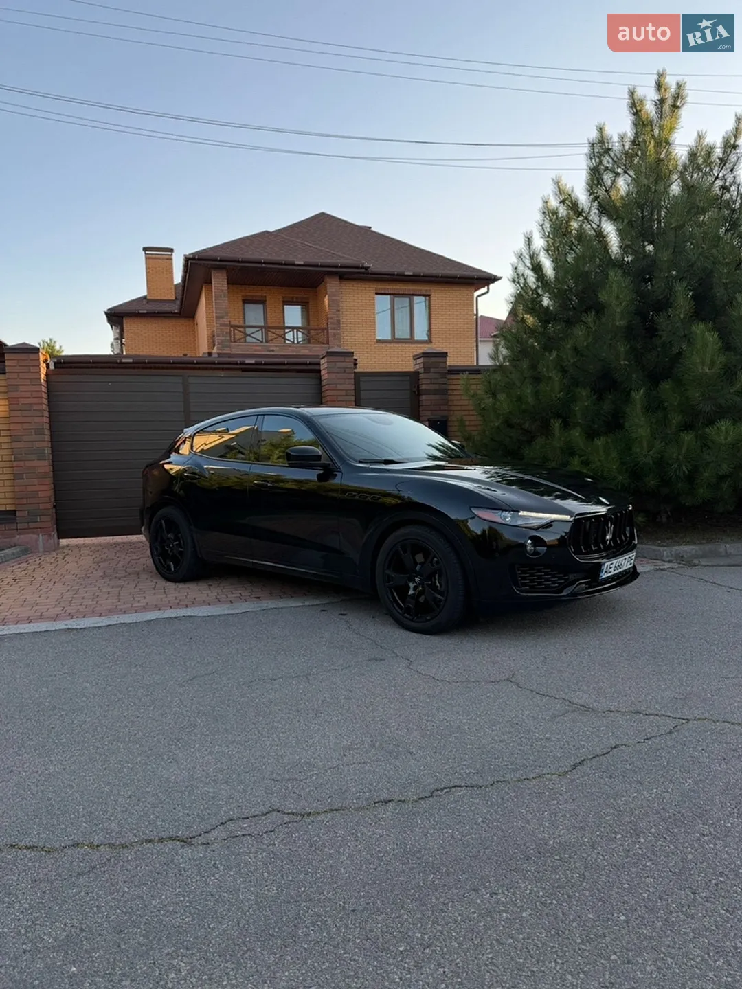 2018 Maserati Levante - мініатюра 4