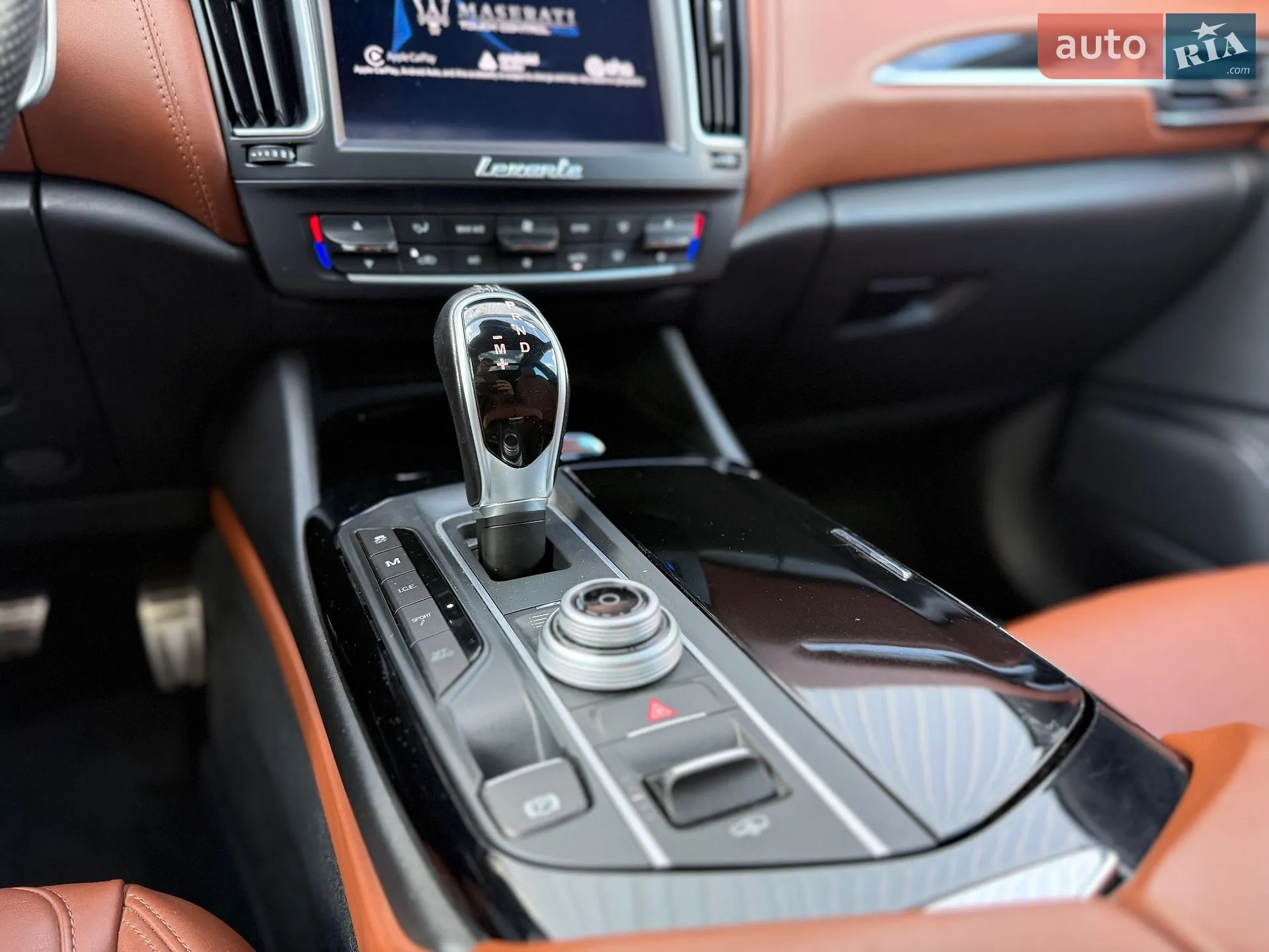 2016 Maserati Levante - мініатюра 23
