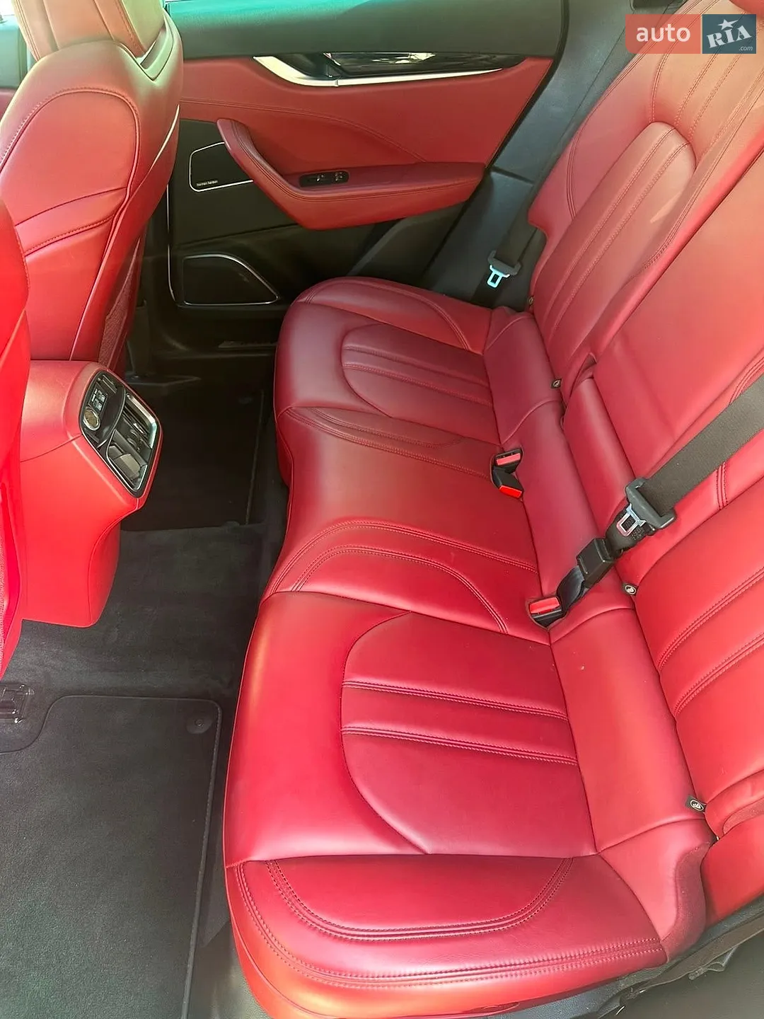 2018 Maserati Levante - мініатюра 9