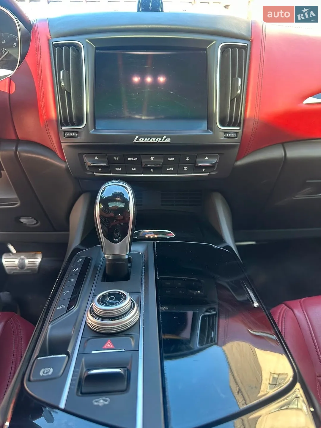2018 Maserati Levante - мініатюра 24