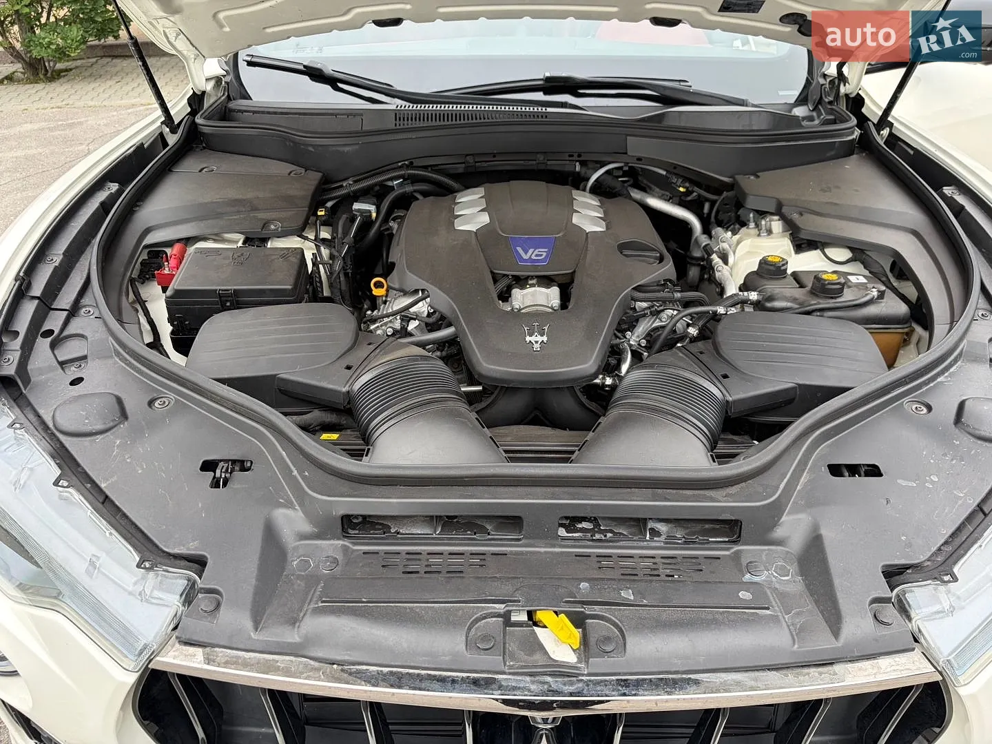 2019 Maserati Levante - мініатюра 18