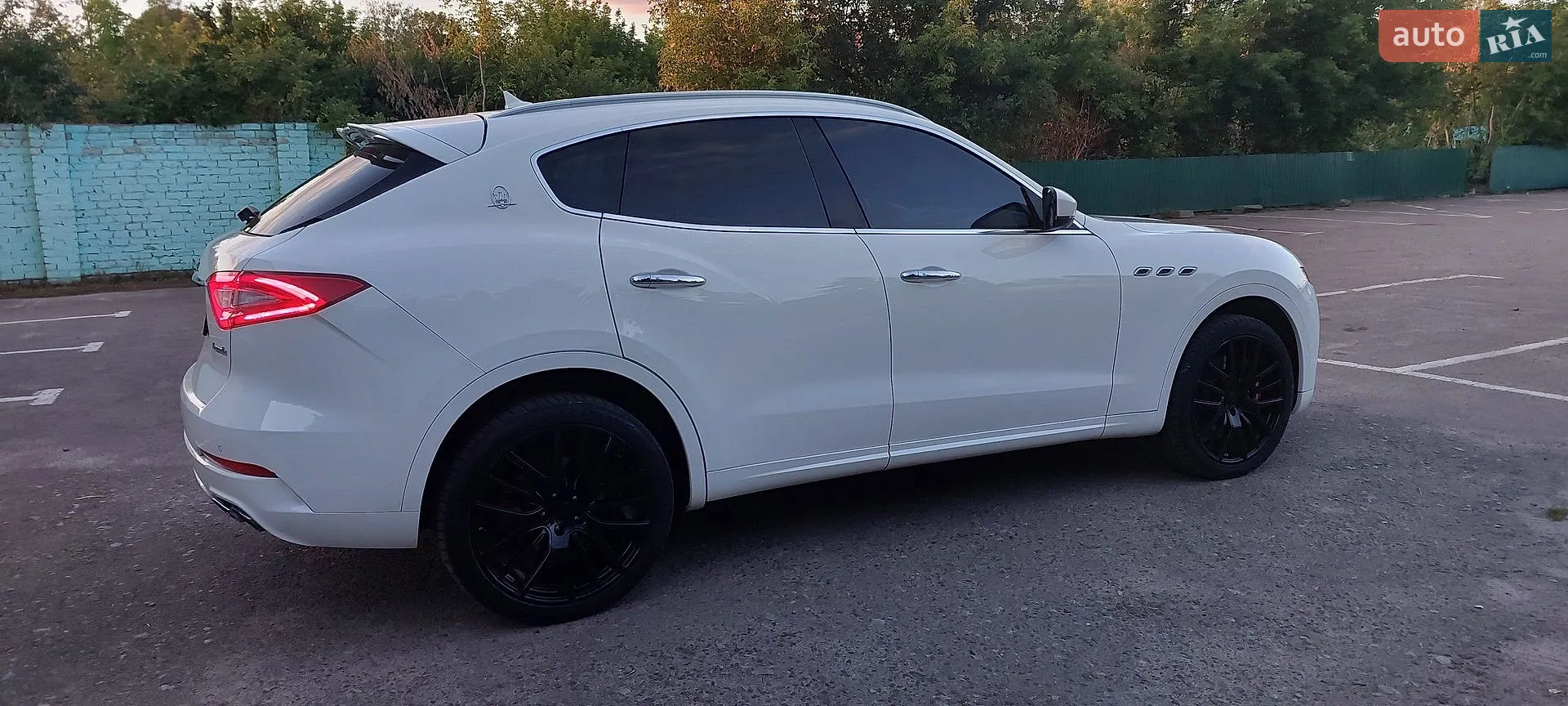 2017 Maserati Levante - мініатюра 12