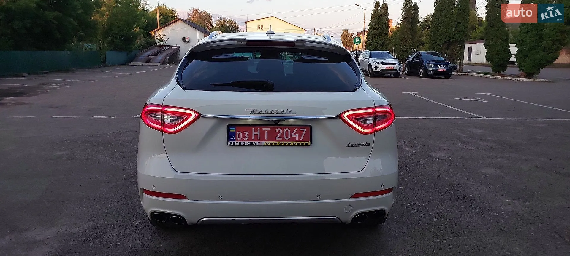 2017 Maserati Levante - мініатюра 16