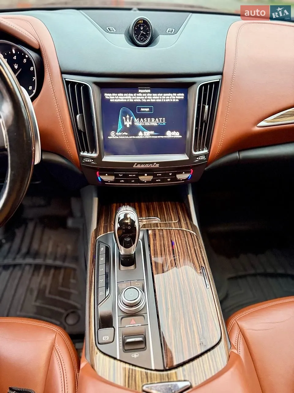 2016 Maserati Levante - мініатюра 10